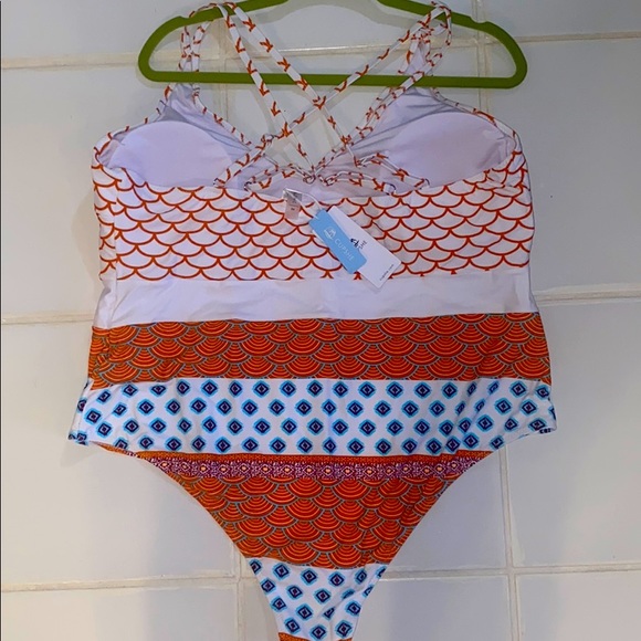 Cupshe Plus size Fish Scales one piece swimsuit 4x - Picture 3 of 6